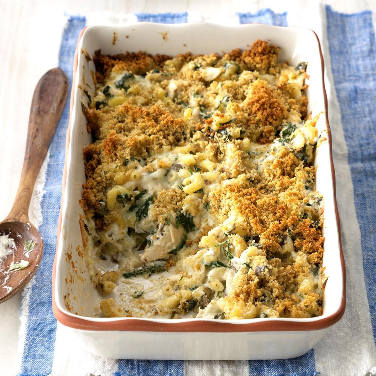 Chicken Florentine Casserole Exps Chbz18 87035 C10 19 4b 3