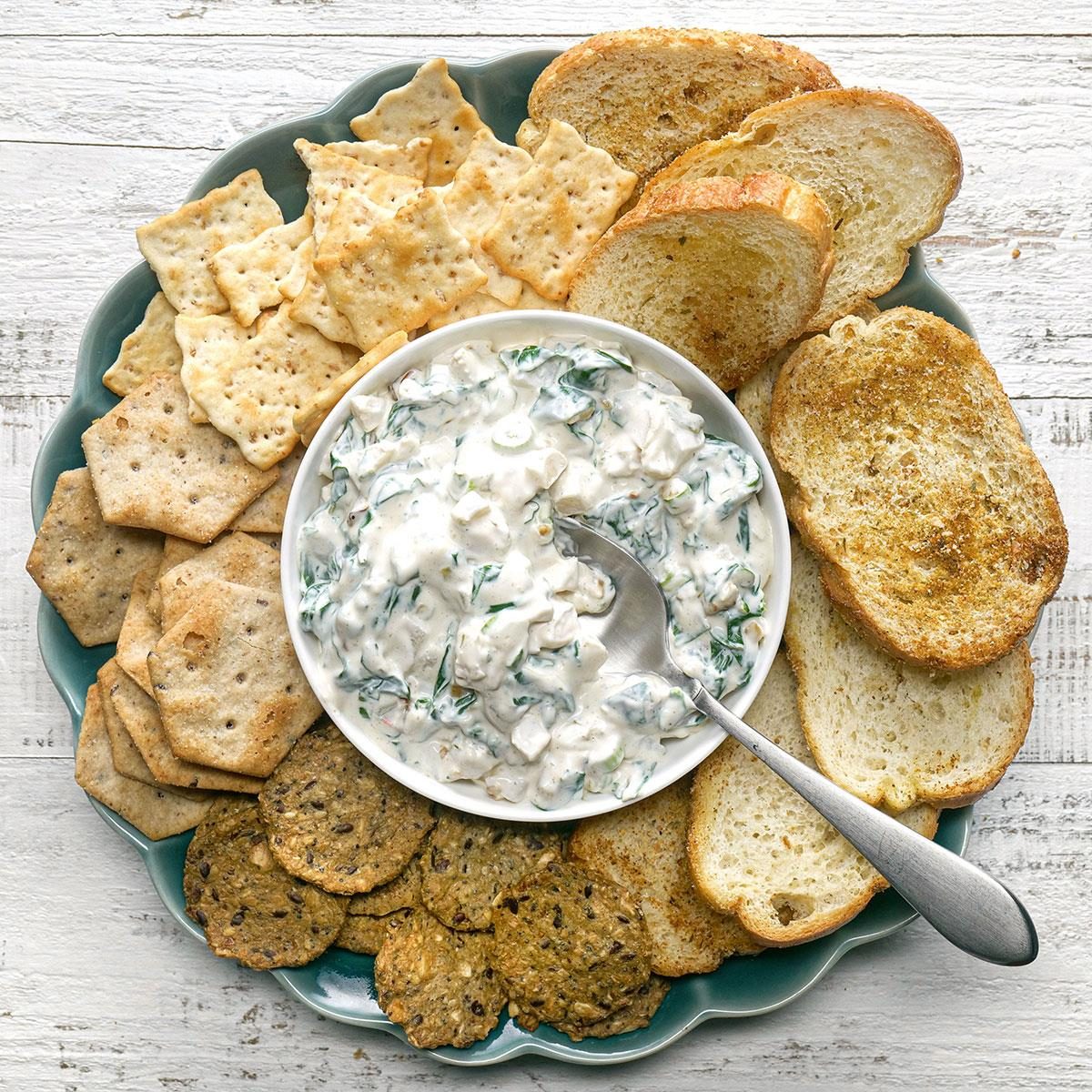 Classic Spinach Dip Exps Tohvp24 33779 Mf 01 17 Spinachdip 1 Rms