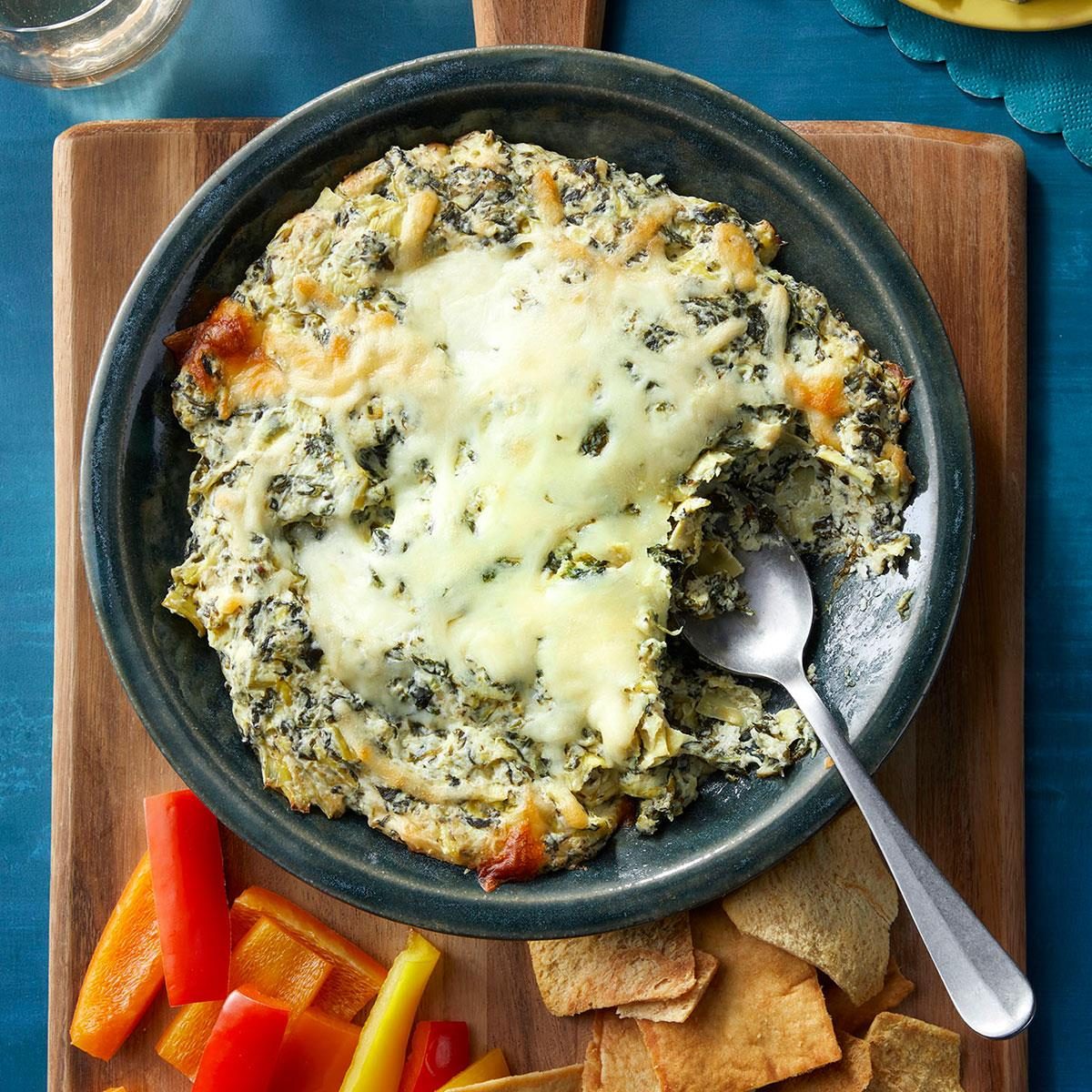 Hot Artichoke Spinach Dip Exps Tohx25 26044 Dr 02 22 4b