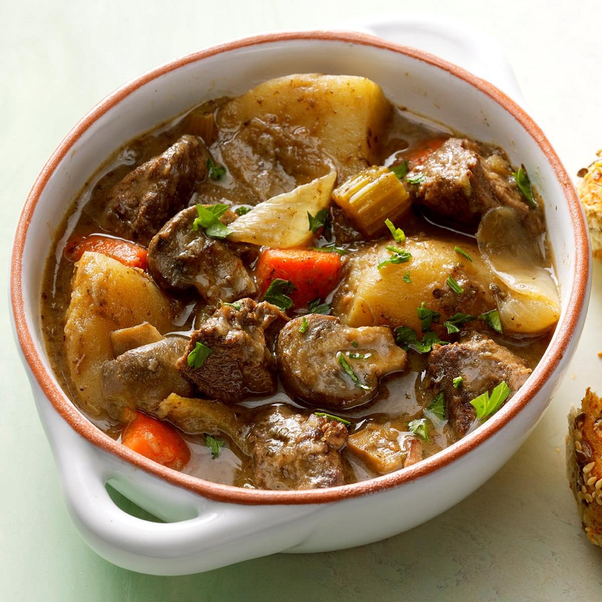 Slow Simmered Burgundy Beef Stew Exps Sdas17 201283 B04 12 3b 5